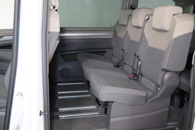 Volkswagen MULTIVAN 1.4 eHybrid L1H1 Life, 7-Persoons, Trekhaak, Panoramadak, Apple Carplay/Android Auto, Achteruitrijcamera, Climate Control, Automaat
