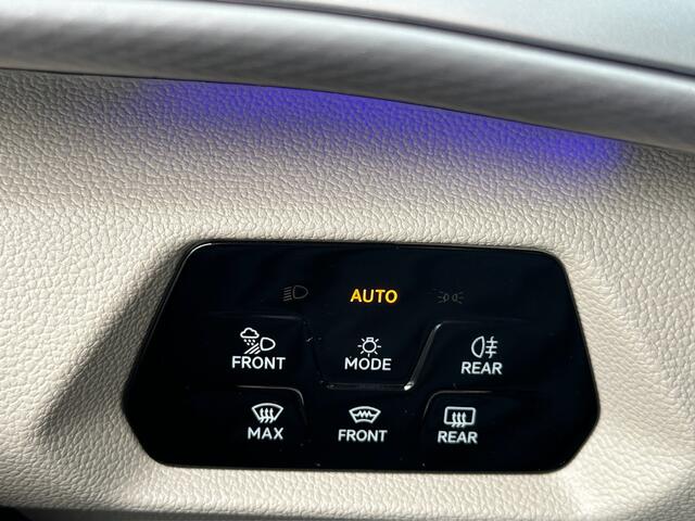 Volkswagen MULTIVAN 1.5 eHybrid L2 Bulli Edition 4Motion | Trekhaak | Panoramadak | Alcantara | Dode hoek | Elek. Schuifdeuren | Rijklaar incl. garantie