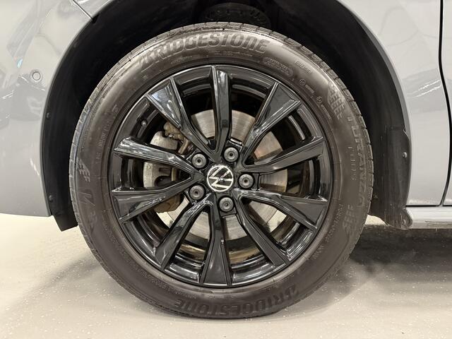 Volkswagen MULTIVAN 1.4 eHybrid EDITION 7p. PURE-GREY/PANO/EL.TREKHAAK/ACC/CAMERA/IQ-LIGHT/SFEER/CARPLAY/NAVI/EL.SCHUIFDEUREN/18"BLACK/PARK-ASSIST/UNIEKE AUTO, KLEUR PURE-GREY MET ZWART DAK/EDITION UITVOERING