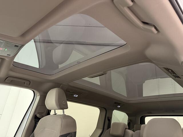 Volkswagen MULTIVAN 1.4 eHybrid Energetic 7p. PANO/IQ-LIGHT/CAMERA/SFEER/ACC/KEYLESS/NAVI/CARPLAY/EL.A.KLEP/18"LMV/PARK-ASSIST/REFLEXSILBER