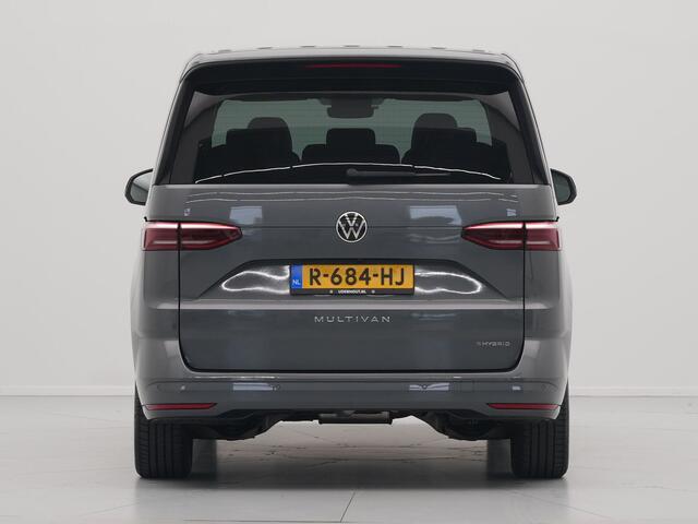 Volkswagen MULTIVAN L1H1 1.4TDI PHEV eHybrid 218pk DSG Life / Automaat / Panorama dak / Trekhaak / El. schuifdeuren