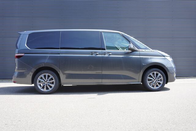 Volkswagen MULTIVAN 1.5 eHybrid L2 Bulli Edition 4-Motion, IQ Light koplampen, 7-persoons Vis-a-Vis, Navigatie, Trekhaak, Harman Kardon, Head-up Display, Comfortstoelen Art-velours