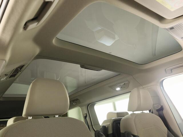 Volkswagen MULTIVAN 1.5 eHybrid L2 Bulli Edition 4Motion 245 PK PHEV | Verlengde garantie | Trekhaak wegklapbaar | Navigatie | Camera | Stoelverwarming |