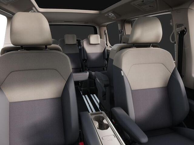 Volkswagen MULTIVAN Bedrijfswagens Bulli L2 1.5 eHybrid EU6 180 kW/245pk DSG 4Motion | Incl BTW/BPM | 7 zitplaatsen vis-a-vis | Trekhaak | Stoelverwarming | Verlaagd onderstel dynamisch | 19" Halmstad lichtmetaal l Wordt verwacht 2 maart |