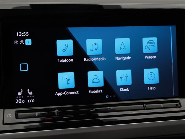 Volkswagen MULTIVAN 1.4 eHybrid 218 Pk Automaat L2H1 Style 7 Persoons | Panorama dak | Trekhaak | Stoelverwarming | Camera | CarPlay | Navigatie | 17 Inch | 19.071 Km !!