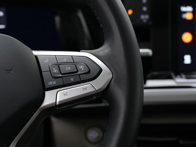 Volkswagen MULTIVAN 1.4 eHybrid 218 pk L2H1 Style | Panoramadak | Trekhaak | Elektrische schuifdeuren | IQ Light | Leder/alcantara | Achteruitrijcamera | Adaptive Cruise | Stoelverwarming | Navigatie