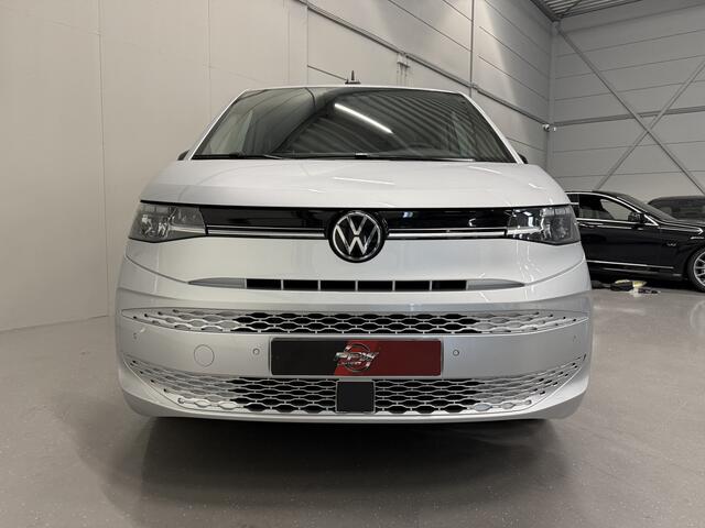 Volkswagen MULTIVAN 1.4 eHybrid Life 7p. TREKHAAK/ACC/CAMERA/ELECTR.SCHUIFDEUREN/17"/CARPLAY/STOEL+STUURVERW/ELECTR.A.KLEP/PRIVACY/REFLEXSILBER/VOLLEDIG VW DEALER HISTORIE