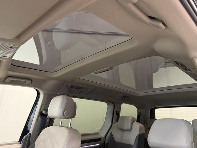 Volkswagen MULTIVAN 1.4 eHybrid Energetic 6p. PANO/LEER-ALCANTARA/MASSAGE+MEMORY/TREKHAAK/18"/IQ-LIGHT/CAMERA/HARMAN-KARDON/SFEER/ACC/KEYLESS/STOEL+STUURVERW/EL.A.KLEP/DEEP-BLACK METALLIC
