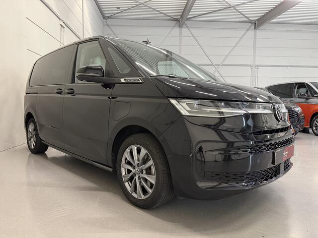 Volkswagen MULTIVAN 1.4 eHybrid Energetic 6p. PANO/LEER-ALCANTARA/MASSAGE+MEMORY/TREKHAAK/18"/IQ-LIGHT/CAMERA/HARMAN-KARDON/SFEER/ACC/KEYLESS/STOEL+STUURVERW/EL.A.KLEP/DEEP-BLACK METALLIC