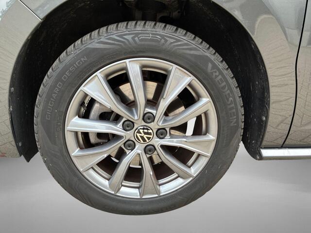 Volkswagen MULTIVAN 1.4 218pk DSG eHybrid L2H1 Life Business · Glazen dak · Trekhaak · Camera · Elek. Schuifdeuren · Apple/Android Car Play · 7 Persoons · 18'' Inch · Garantie t/m 02-06-2028 of 100.000km