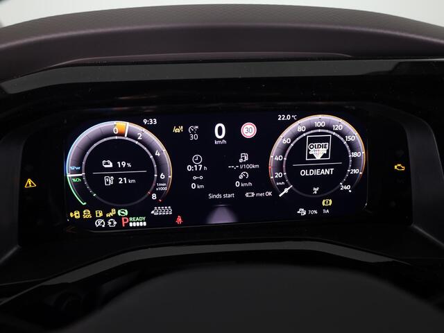 Volkswagen MULTIVAN Bedrijfswagens Bulli Edition L2 1.5 eHybrid EU6 180 kW (245pk) 31 | Panoramadak| Vis a Vis | Travel assist |