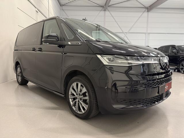 Volkswagen MULTIVAN 1.4 eHybrid L2 Energetic 7p. PANO/EL.SCHUIFDEUREN/IQ-LIGHT/ACC/KEYLESS/CAMERA/SFEER/STOEL+STUURVERW/MIDDENCONSOLE/EL.A.KLEP/PARK-ASSIST/18"/DEEP BLACK METALLIC/VOLLEDIG VW DEALER HISTORIE