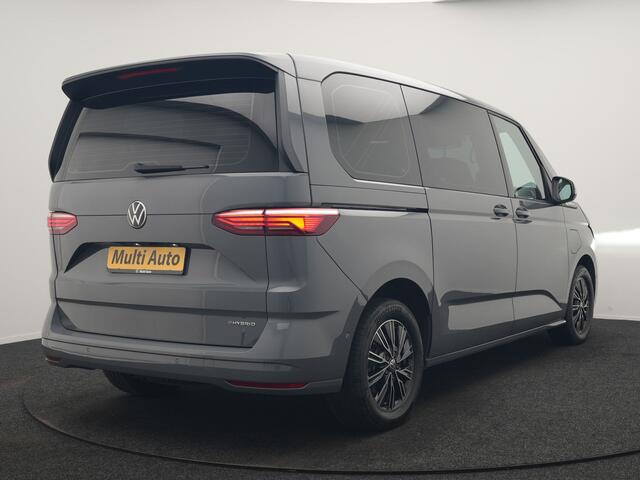 Volkswagen MULTIVAN 1.4 eHybrid Bulli 7 Zits PHEV 218pk Dealer O.H | Trekhaak Af Fabriek | Adaptive Cruise | Camera | Sportstoelen & Stuur Verwarmd | Apple Carplay | BLIS | Navigatie | Virtual | DAB | 17"L.M | Plug In Hybrid |