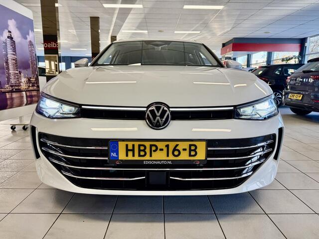 Volkswagen PASSAT Variant 1.5 eTSI Elegance DSG *MATRIX*KEYL*360CAM*MASSAGE*