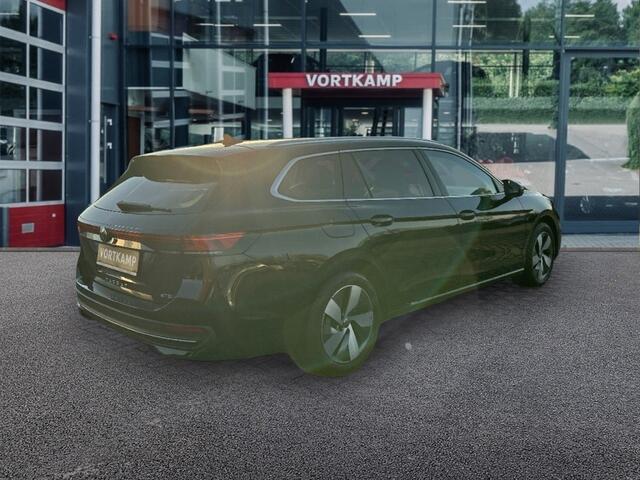Volkswagen PASSAT 1.5 eTSI DSG BUSINESS TREKHAAK/CAMERA/NAVI/CARPLAY/ACC/STOELVERW