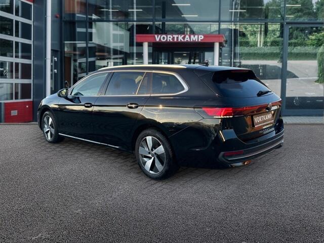 Volkswagen PASSAT 1.5 eTSI DSG BUSINESS TREKHAAK/CAMERA/NAVI/CARPLAY/ACC/STOELVERW