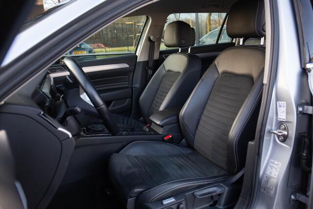Volkswagen PASSAT Variant 1.5 TSI Business , Adap. cruise, HUD, Trekhaak, Carplay,
