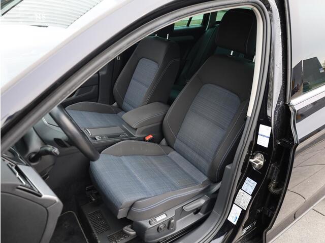 Volkswagen PASSAT Variant GTE 1.4 TSI PHEV 360°Camera | Dynaudio | Camera | Elektrische kofferklep | Stoel&Stuurverwarming | DCC |