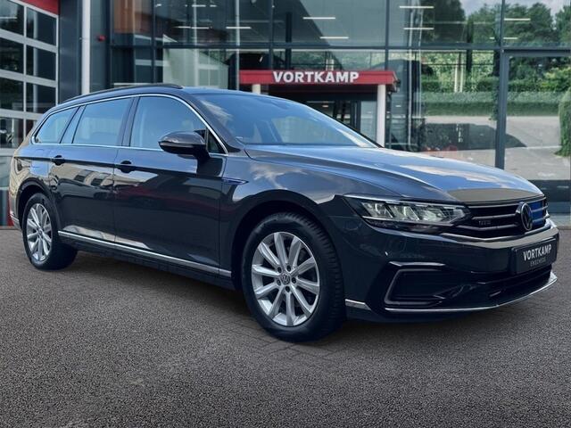 Volkswagen PASSAT 1.4 TSI DSG GTE CAMERA/NAVI/CARPLAY/ACC/STOELVERW