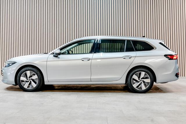 Volkswagen PASSAT Variant 1.5 eTSI Business ACC|Navi|Trekhaak