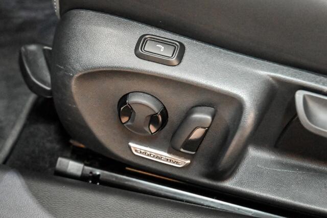 Volkswagen PASSAT Variant 1.5 eTSI Business ACC|Navi|Trekhaak