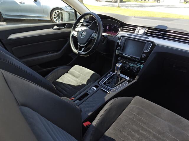 Volkswagen PASSAT Variant 1.4 TSI GTE Connected Series Plus | Rijklaarprijs |