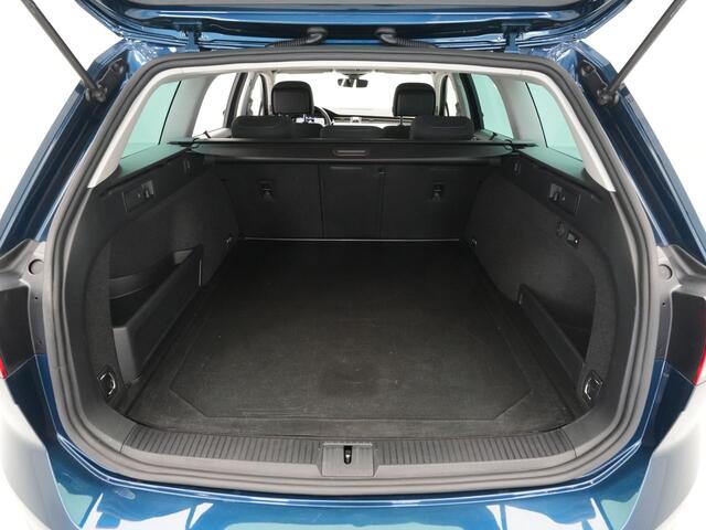 Volkswagen PASSAT Variant 1.4 TSI 218pk PHEV GTE Navi Pro Trekhaak Camera Stoelverwarming