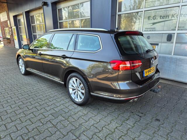 Volkswagen PASSAT 1.8 TSI Highlaan, Automaat, Trekhaak