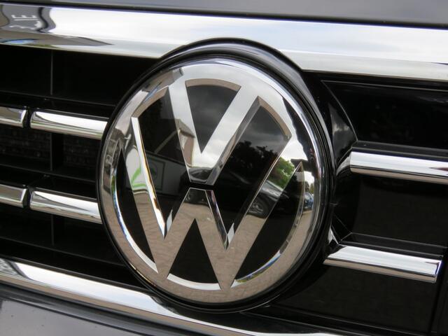 Volkswagen PASSAT 1.4 TSI PHEV GTE BNS / Led / Trekhaak / Camera / BOVAG garantie