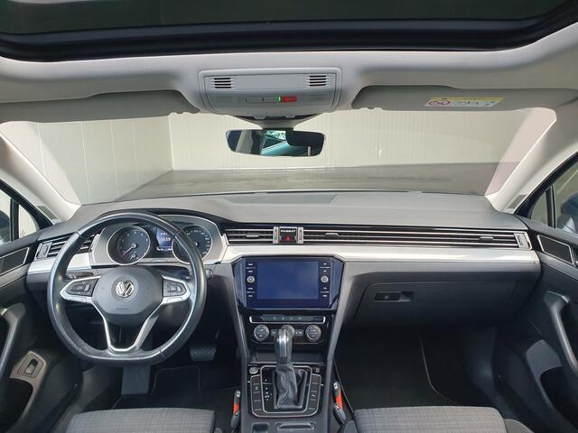 Volkswagen PASSAT Variant 1.5 TSI Comfort Business NAVI/CRUISE/AIRCO/PANO/LMV