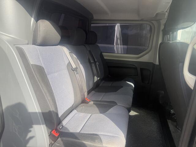 Volkswagen PASSAT Variant 1.4 TSI PHEV GTE Business Trekhaak Navigatie Apple Carplay/Android Auto Camera Parkeersensoren Stoelverwarming Virtual Cockpit Climate Control