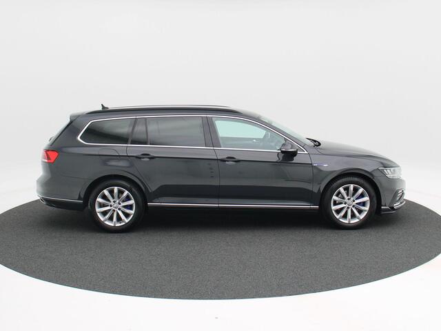 Volkswagen PASSAT Variant 1.4 TSi 218 Pk Automaat PHEV GTE Business | Adaptive Cruise | CarPlay | Navigatie | Bluetooth | Achteruitrijcamera | 17 Inch | Trekhaak | 70.420 Km!!