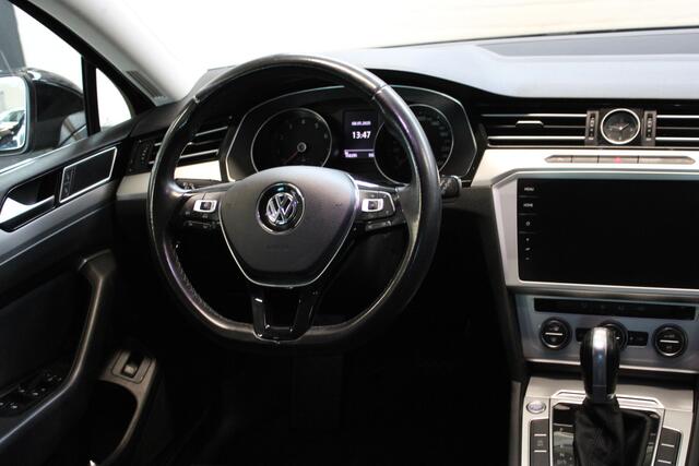 Volkswagen PASSAT Variant 1.4 TSI ACT Comfortline Business | Incl. 12 maanden garantie | Trekhaak | Adaptieve cruise control | Climate control | Apple carplay/Android auto | DAB radio | Navigatie | Parkeercamera |