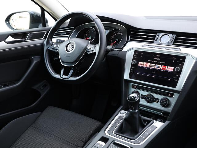 Volkswagen PASSAT Variant 1.4 TSI Comfortline 125PK | Navigatie | Adaptieve Cruise Control | Climate Control | Camera | 16'' Lichtmetalen velgen |