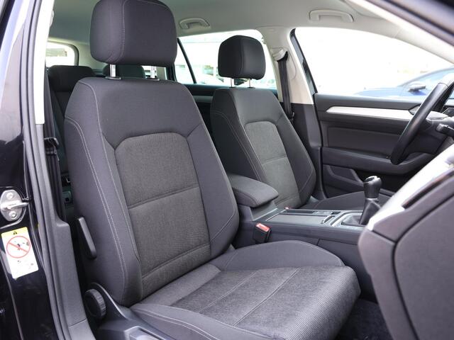 Volkswagen PASSAT Variant 1.4 TSI Comfortline 125PK | Navigatie | Adaptieve Cruise Control | Climate Control | Camera | 16'' Lichtmetalen velgen |