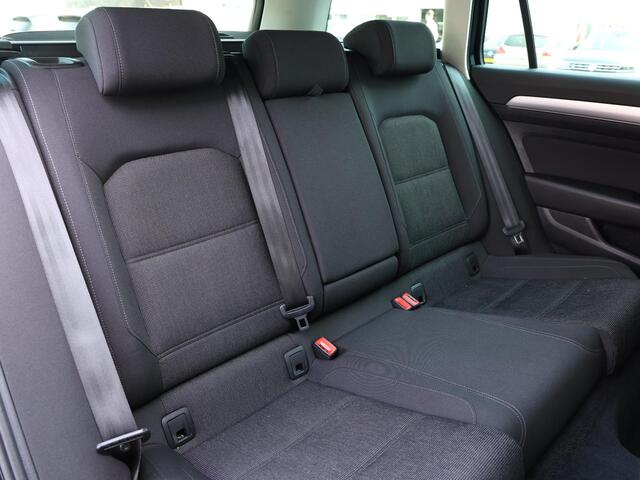 Volkswagen PASSAT Variant 1.4 TSI Comfortline 125PK | Navigatie | Adaptieve Cruise Control | Climate Control | Camera | 16'' Lichtmetalen velgen |