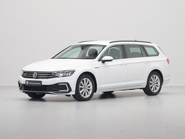 Volkswagen PASSAT Variant 1.4 TSI 218pk PHEV GTE Navigatie Camera Side Assist Stoelverwarming 112