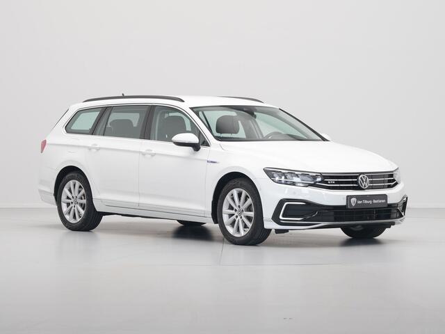 Volkswagen PASSAT Variant 1.4 TSI 218pk PHEV GTE Navigatie Camera Side Assist Stoelverwarming 112