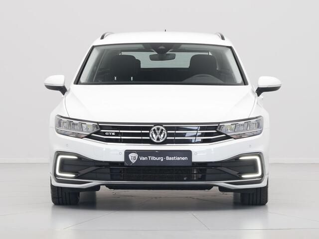 Volkswagen PASSAT Variant 1.4 TSI 218pk PHEV GTE Navigatie Camera Side Assist Stoelverwarming 112