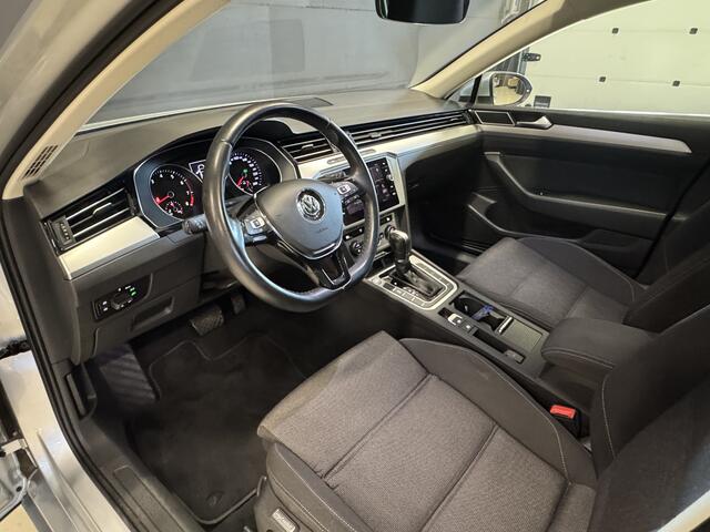 Volkswagen PASSAT Variant 1.5 TSI Comfortline 150PK Automaat | Trekhaak | Adaptive cruise | Navi | Carplay | ErgoComfort stoel