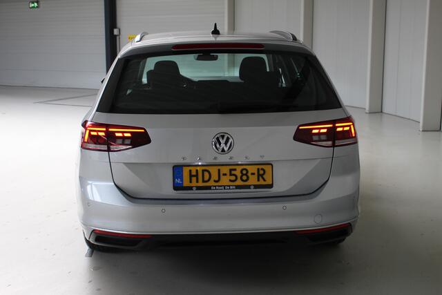 Volkswagen PASSAT Variant 1.5 TSI Business DSG 150PK Navigatie | Stoelverwarming | PDC | Camera | Dealeronderhouden