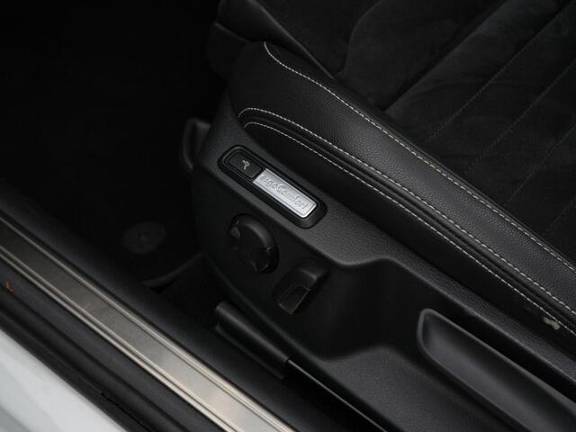 Volkswagen PASSAT Variant 1.4 TSI 218 pk DSG PHEV GTE Business | Panoramadak | Trekhaak wegklapbaar | Navigatie Discover Pro | Head-up display | Adaptief onderstel | Dynaudio | IQ Light