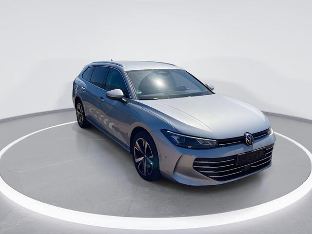 Volkswagen PASSAT Variant 1.5eHybrid 150kW/204PK Business DSG Navigatie · Trekhaak · Massagefunctie · Garantie tot augustus 2029 of 100000km