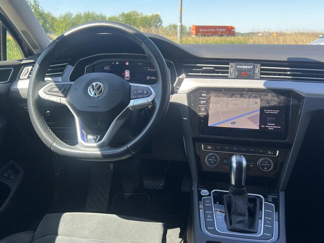 Volkswagen PASSAT Variant 1.4 TSI PHEV GTE 220PK / Adaptive Cruise / Stoel+Stuurverwarming / Camera / Applecarplay - Androidauto /