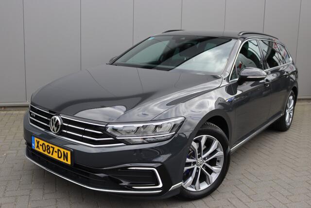 Volkswagen PASSAT Variant 1.4 TSI PHEV GTE Business Navigatie/Adapative-cruise/Stoelverwarming/Camera