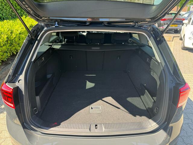 Volkswagen PASSAT Variant 1.4 TSI PHEV GTE Business stand kachel, cruise, navi