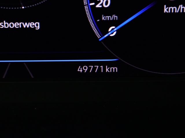 Volkswagen PASSAT 1.5 TSI Business | achteruitrijcamera | Navigatie | Carplay |
