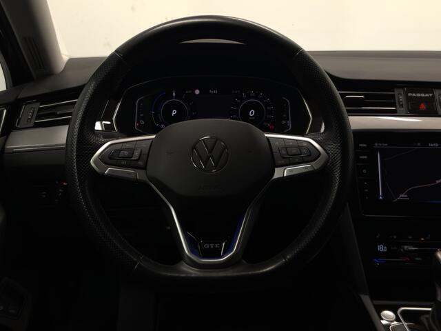 Volkswagen PASSAT Variant 1.4 TSI PHEV GTE Business | NAVI | STOEL-/STUURVERWARMING | WEGKLAPBARE TREKHAAK | KEYLESS | MATRIX | MASSAGE |