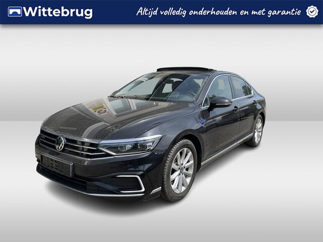 Volkswagen PASSAT 1.4 TSI PHEV GTE Business / AUTOMAAT/ PANO/ 360 CAMERA/ PARK. SENSOREN/ DODE HOEK/ ERGO COMFORT/ HEAD-UP DISPLAY/ KEYLESS/ STOEL-STUURVERWARM./ DIGITAL DASHBOARD/ ADAPT. CRUISE/ APP-CONNECT/ NAVI/ CLIMA/ DAB/ 18" LMV