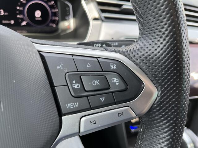 Volkswagen PASSAT 1.4 TSI PHEV GTE Business / AUTOMAAT/ PANO/ 360 CAMERA/ PARK. SENSOREN/ DODE HOEK/ ERGO COMFORT/ HEAD-UP DISPLAY/ KEYLESS/ STOEL-STUURVERWARM./ DIGITAL DASHBOARD/ ADAPT. CRUISE/ APP-CONNECT/ NAVI/ CLIMA/ DAB/ 18" LMV